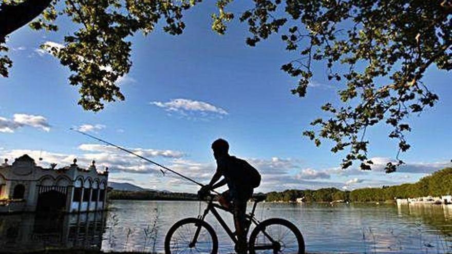 Camping Bungalow El Llac De Banyoles Porqueres Ngoại thất bức ảnh