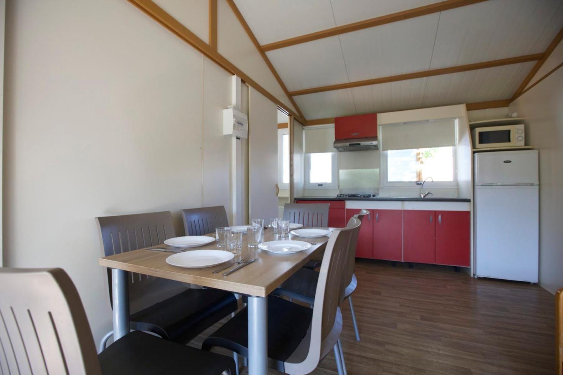Camping Bungalow El Llac De Banyoles Porqueres Phòng bức ảnh